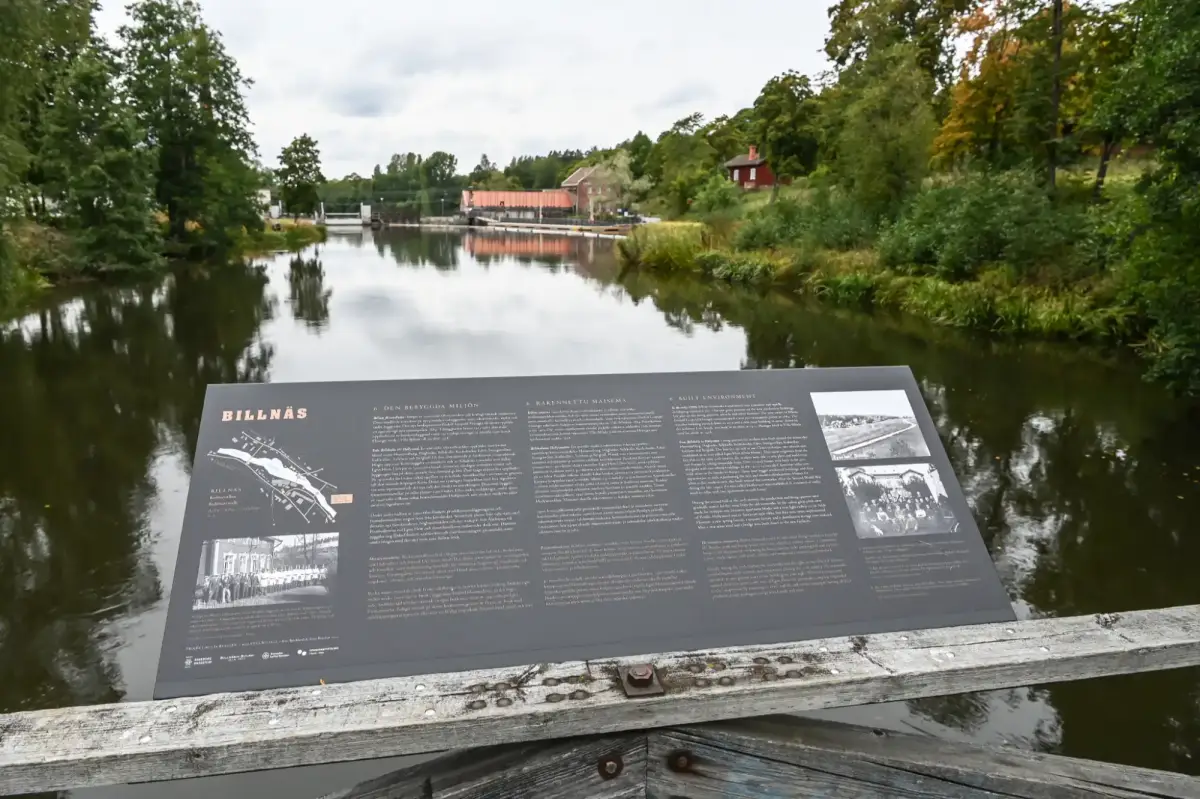Informationsskylt i Billnäs